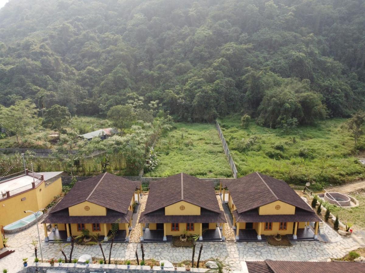 Sky Bay Lodge Ha Giang Exterior photo